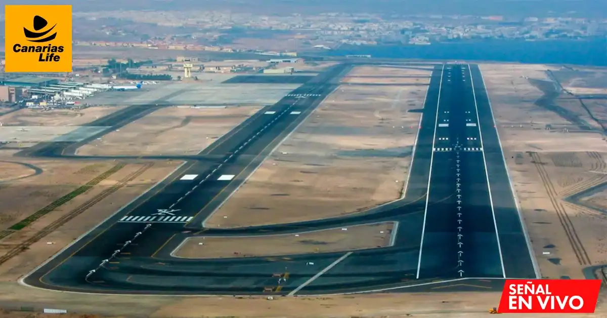 Pista de aterrizaje con señales de dirección, vista aérea, logo Canarias Life, señal en vivo.