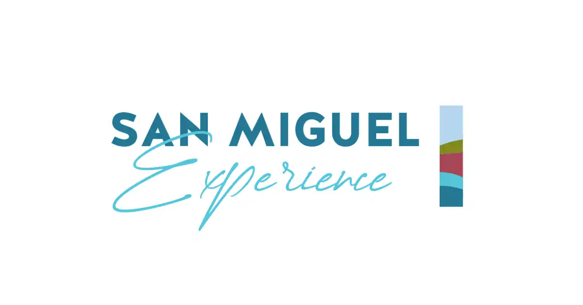 "San Miguel Experience: Logotipo con colores vibrantes y tipografía elegante."