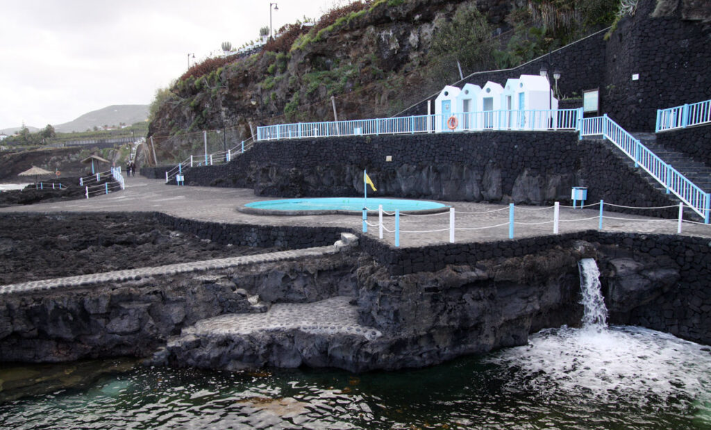 Charco Azul La Palma piscina infantil laurisilva norte isla