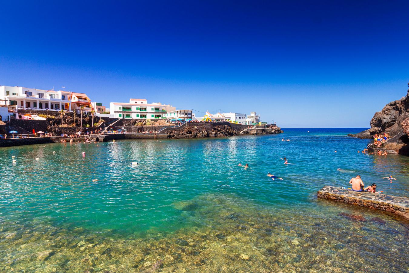 Piscinas naturales de Tamaduste en Valverde, El Hierro