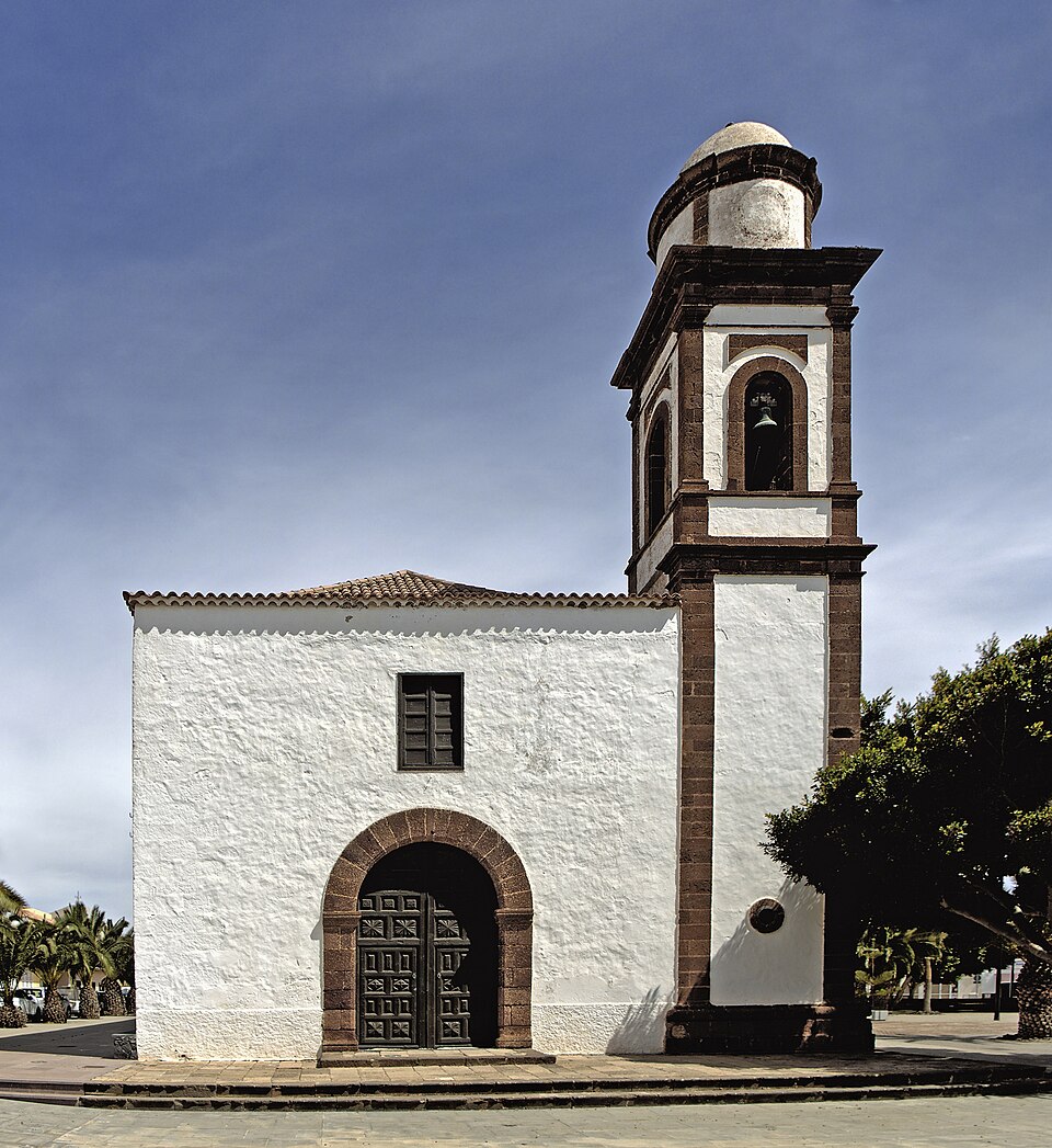 antigua-fuerteventura-iglesia-molino Antigua Fuerteventura, iglesia de Nuestra Señora de la Antigua