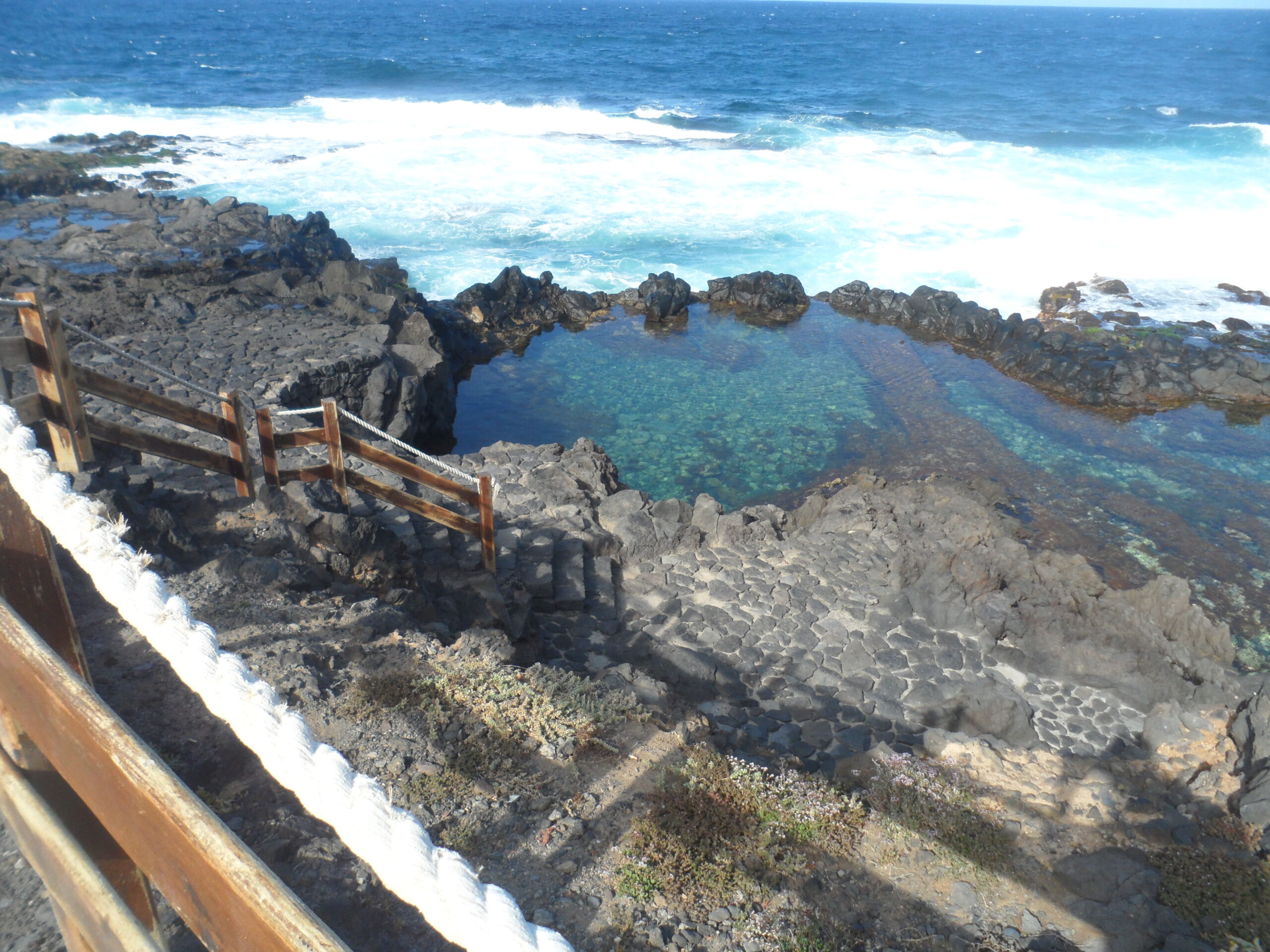 Los Silos Tenerife, Charco Los Chochos en la costa volcánica del noroeste