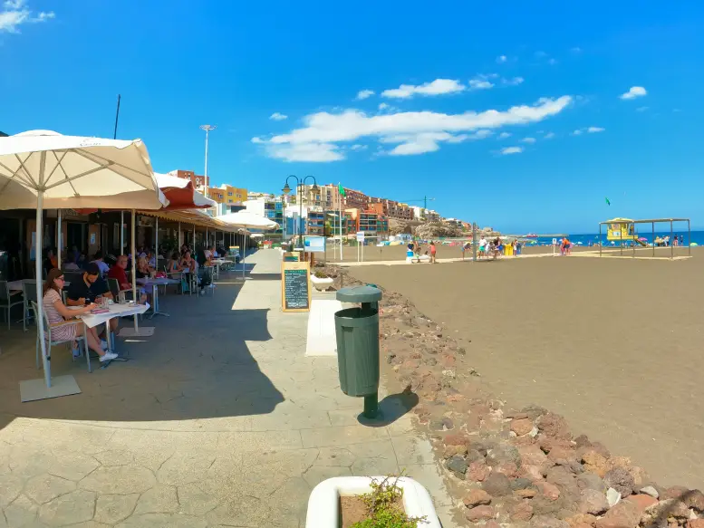 playa Melenara Telde Gran Canaria surf snorkel restaurantes pescado fresco paseo